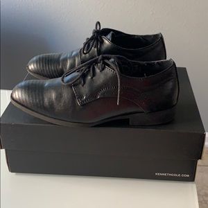 Mint Condition Kenneth Cole Formal Shoes.